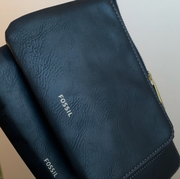 Fossil black double pouch/wristlet - Picture 5 of 6